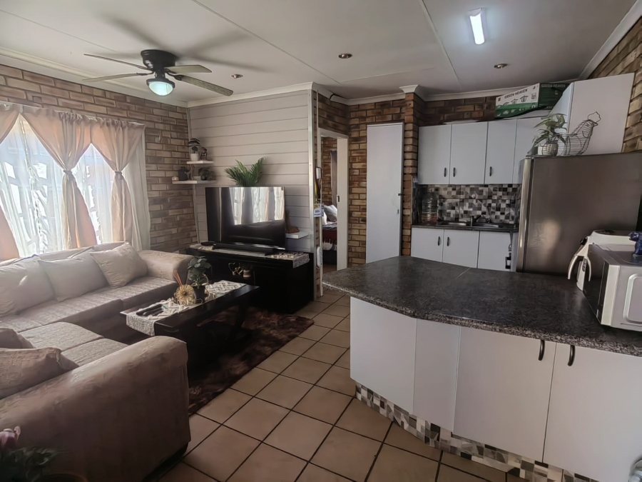 1 Bedroom Property for Sale in Parys Free State